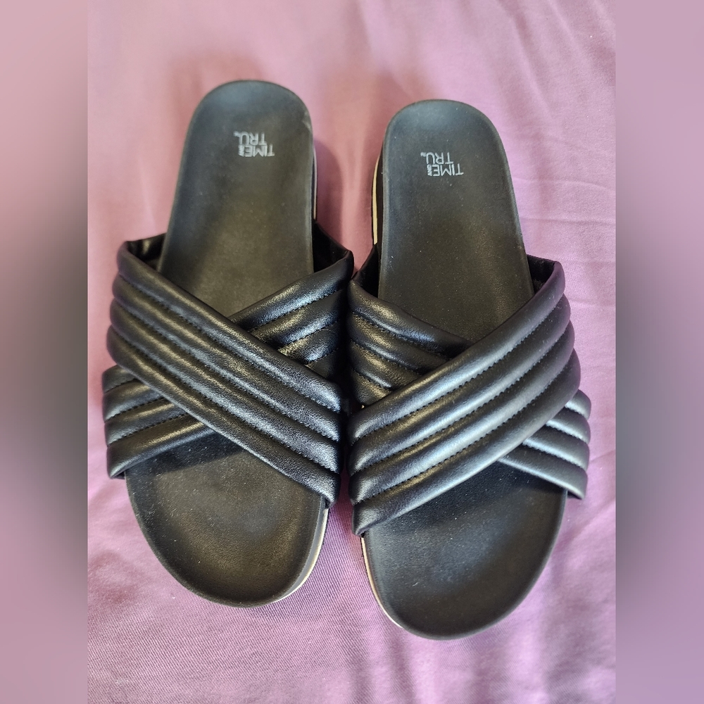 Tine and Tru Sandles